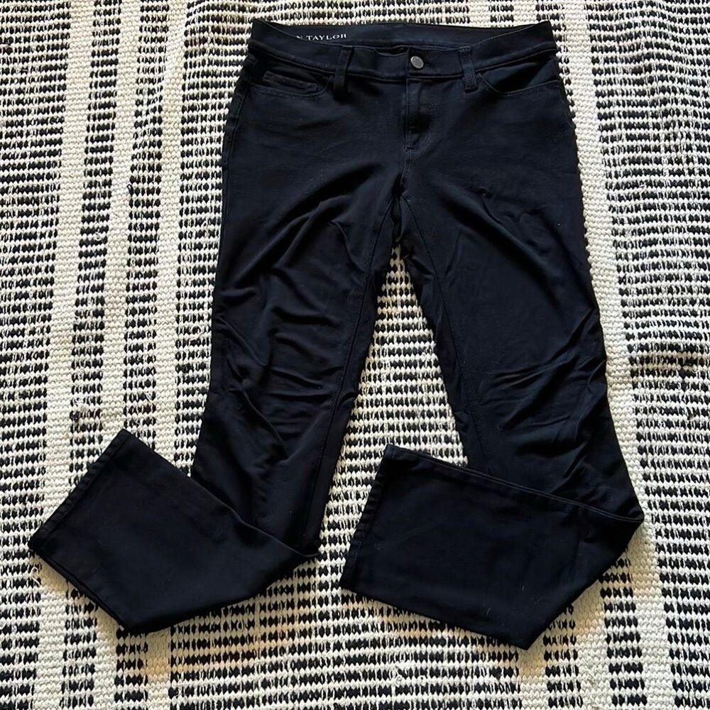 Ann Taylor size 6P black stretchy pants